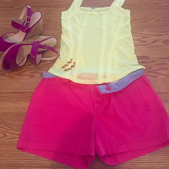 ⛵️FINAL  SALE JCP Brilliant Fuchsia Shorts - Picture 2 of 8